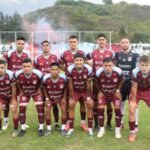 Unión Aconquija sacó un empate en el inicio de la serie ante Vélez en Santiago