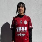 Julia Villagra, entre el arbitraje y el fútbol apostando a su crecimiento