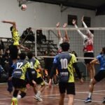 Se vienen los play off  y aún quedan lugares por definir en el Apertura de Vóley Masculino