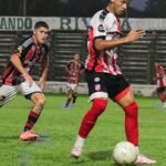 Villa Cubas y Defensores de Esquiú van por su primer triunfo en el Regional
