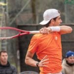 En el Challenger de Plovdiv, La Serna avanzó a cuartos en singles y a semifinales en dobles